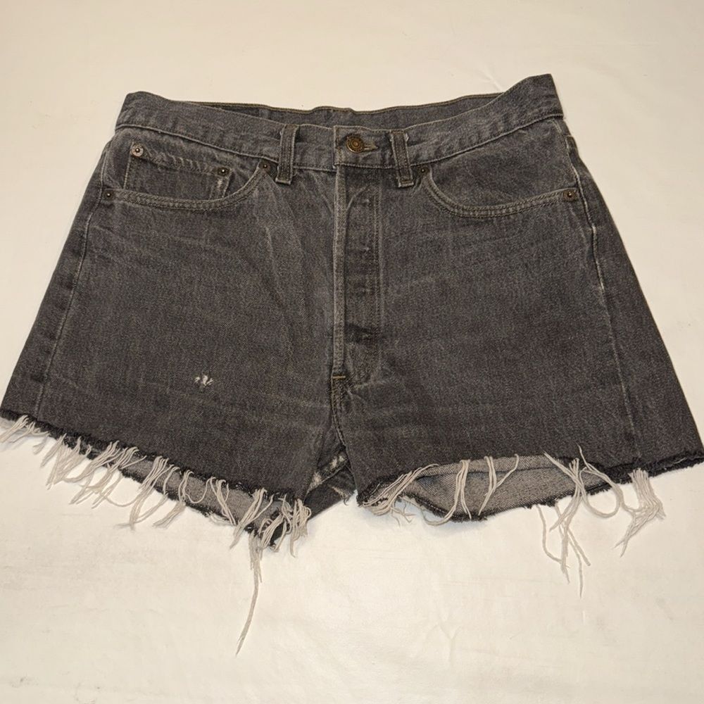 Levi’s 501 Raw Hem Black Denim Shorts, waist measures 30” - Picture 4 of 8